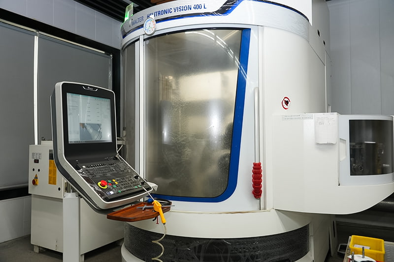 WALTER HELITRONIC VISI 400